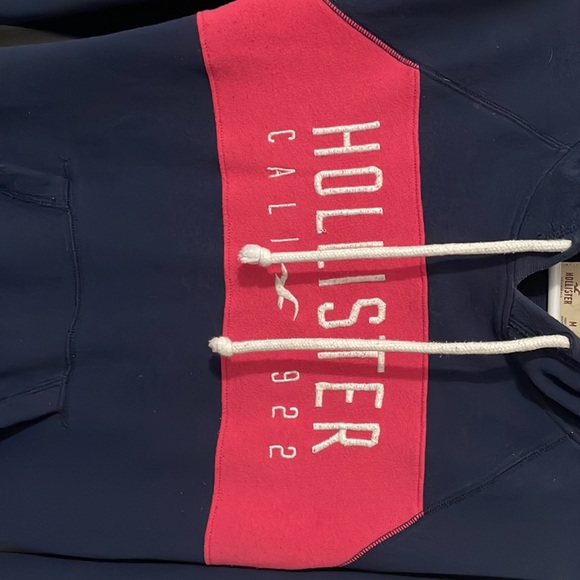 Hollister hoodie size medium - Picture 4 of 5